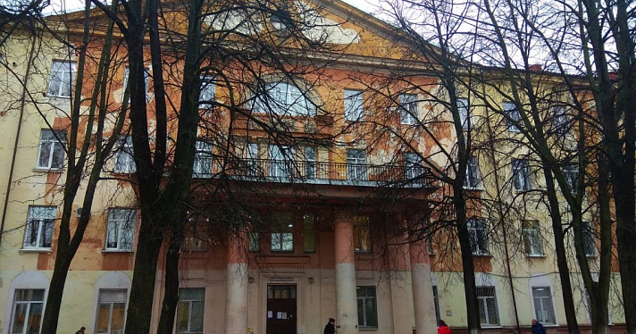 Поликлинику № 1 переоборудовали под «красную зону»: где будут принимать пациентов
