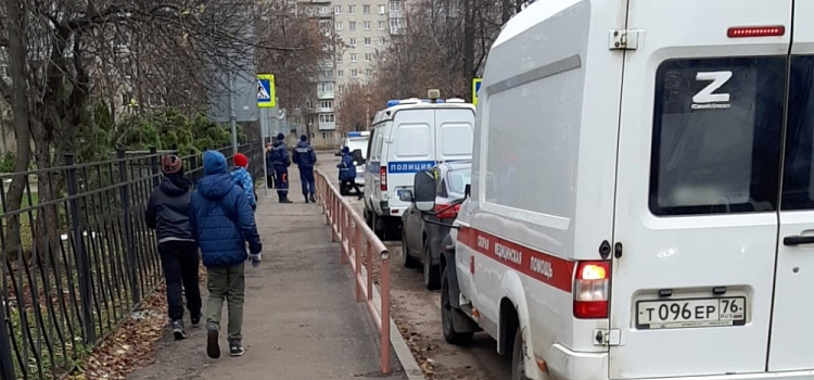 В Ярославской области на школу напал мужчина с ножом