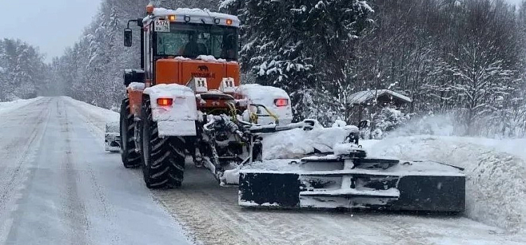 В правительстве Ярославской области рассказали об уборке дорог во время метели_309429