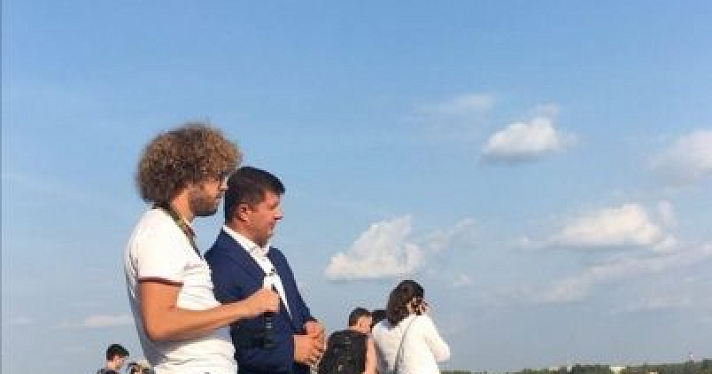 Илья Варламов рассказал, сколько зарабатывают ярославские чиновники в Госдуме и личный водитель Владимира Слепцова