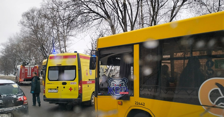 По факту ДТП с участием автобусов в Ярославле возбудят уголовное дело