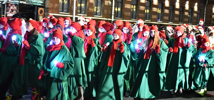 «НаШествие Дедов Морозов» – 2025 стало рекордным по числу участников_308710