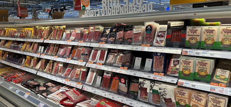 Новогодний стол — 2023: сколько тысяч придется потратить на продукты в этом году?_229894