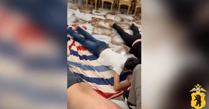 Перед судом предстанут трое мужчин, в Ярославской области похитившие из грузовика 20 тонн никеля