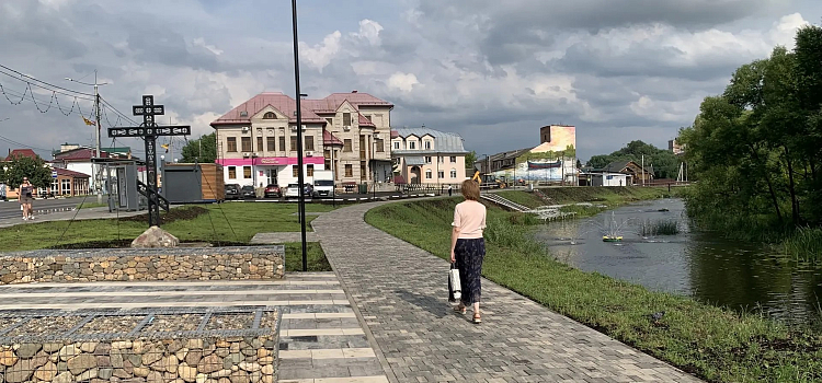 В городе Ярославской области заменили более километра теплосетей для создания новой пешеходной зоны_320048