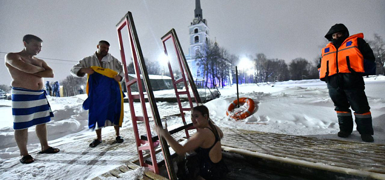 Аномальная зима может оставить ярославцев без традиционных крещенских купаний