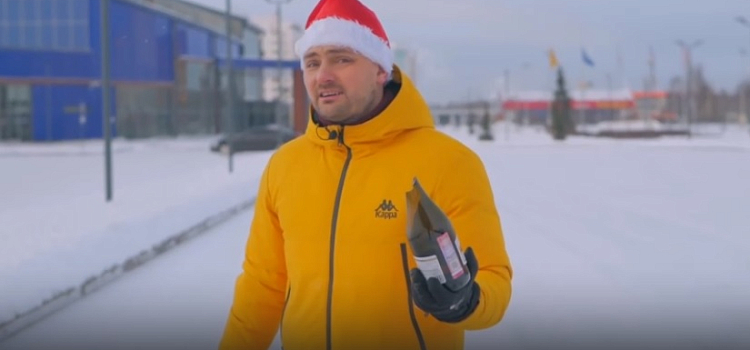 Ярославский блогер проверил, реально ли открыть шампанское айфоном
