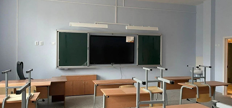 Новая, большая и современная: школа на Московском проспекте в Ярославле введена в эксплуатацию_308930