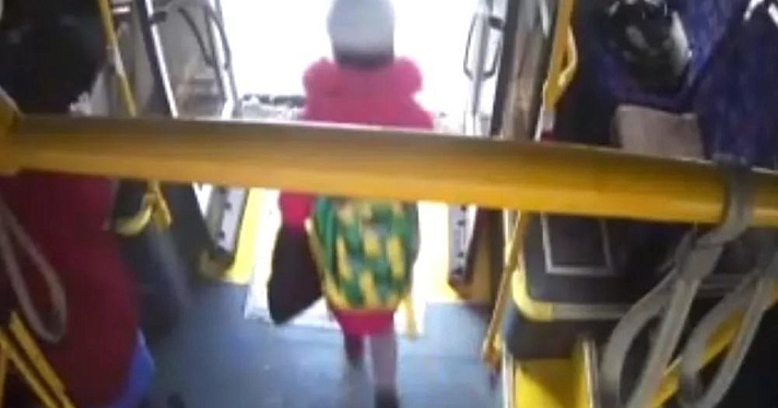 Собственника маршрутки оштрафуют за высаженного ребенка в Ярославле
