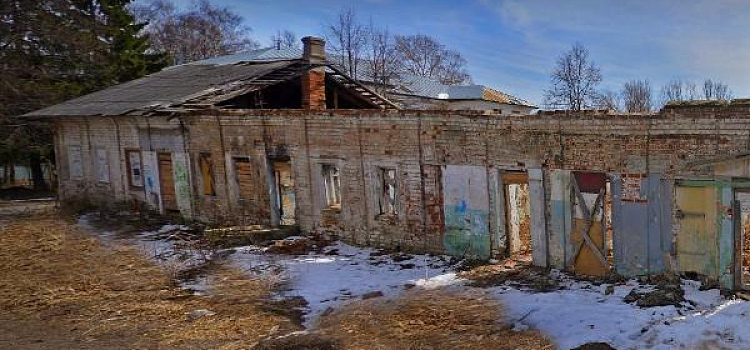 Конюшни XVIII века продают за рубль в Ярославле