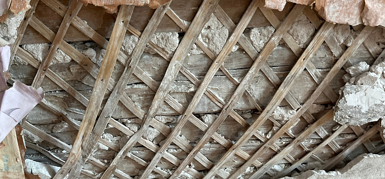 Изношен на 68%: ярославские следователи возбудили уголовное дело по факту нерасселения аварийного дома