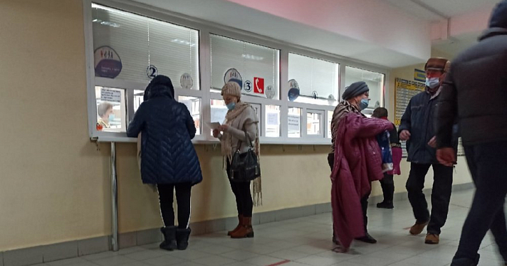 Вакцину «Спутник V» выпустят в виде капель для носа