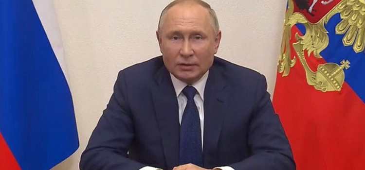Путин объявил об изменениях ковидных ограничений