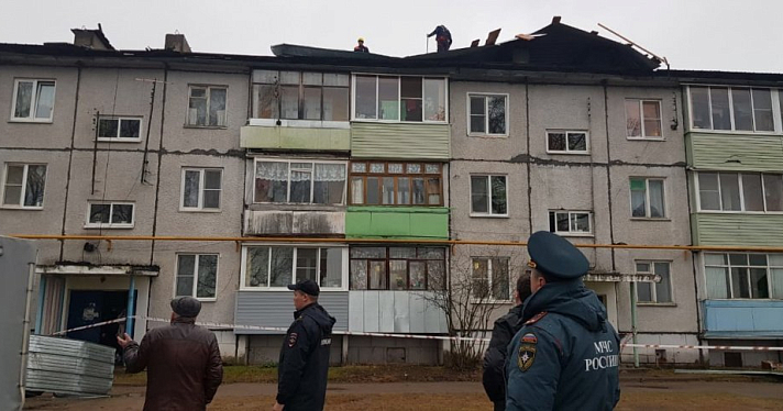 В Любиме восстановлены кровли многоквартирных домов, пострадавших после урагана