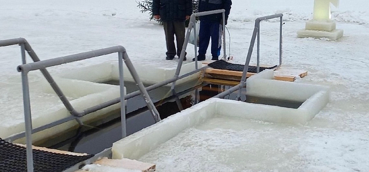 Трое суток ареста за хулиганство у купели: суд наказал ярославца за дебош в Крещенскую ночь