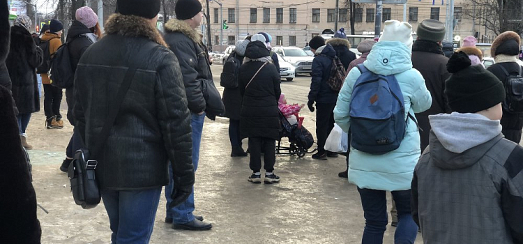 В Ярославской области губернатор снял COVID-ограничения 