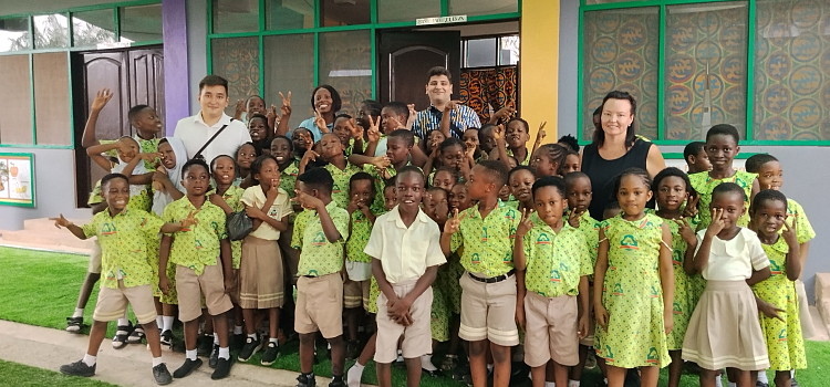 Масленица под африканским солнцем: преподаватель ЯГПУ провела русский праздник в Гане_311860