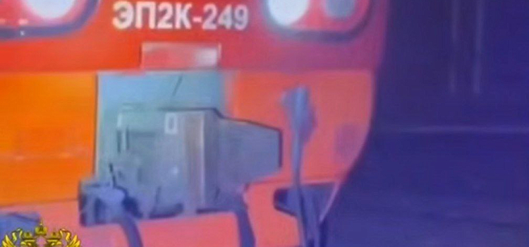 Пассажиров поезда сообщением Москва — Ярославль задержали в пути почти на два часа_306362