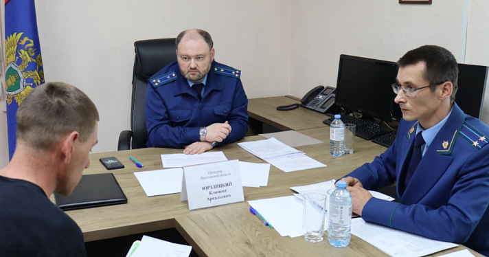 В Ярославской области прокуратура помогла мужчине приватизировать дом