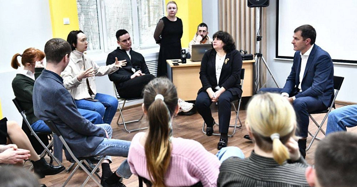 Владимир Волков встретился с активной молодежью Ярославля