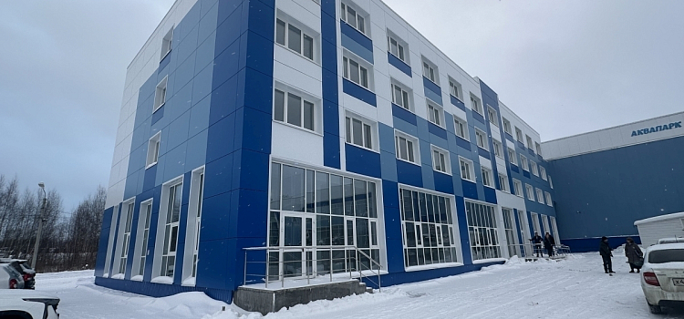 К ярославскому аквапарку пристроили спортивно-тренировочный комплекс_310974