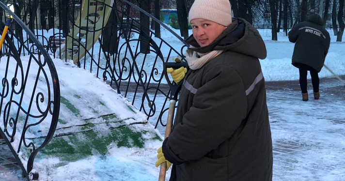 «Встаю на работу в четыре утра»: один день из жизни дворника из Ярославля