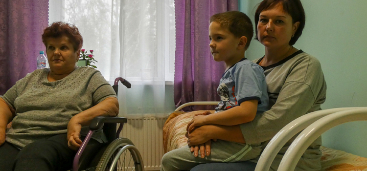 «В последний момент коридор закрылся — родственники остались по ту сторону»: откровенные истории беженцев, приехавших в Ярославль_225934