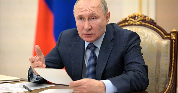 Владимир Путин заявил, что якутские дети должны пойти в школу, несмотря на пожары