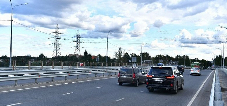 В Ярославле открыли для движения Добрынинский мост