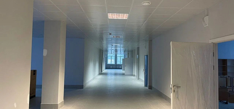 Новая, большая и современная: школа на Московском проспекте в Ярославле введена в эксплуатацию_308935