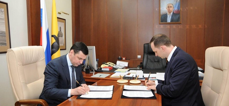 Губернатор Миронов подписал соглашение с Яндексом