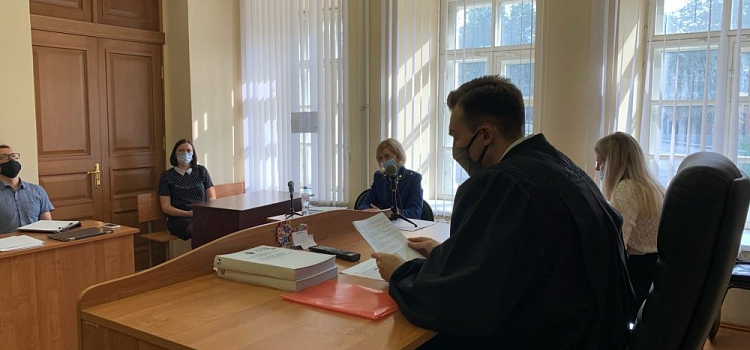 Полковник полиции обвиняется в получении взяток на сумму 9 миллионов рублей: в Кировском районном суде состоялось первое заседание