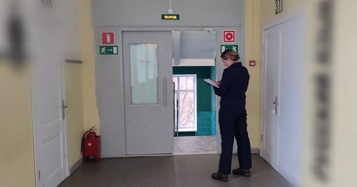 В Ярославле в одной из школ ученик получил удар током