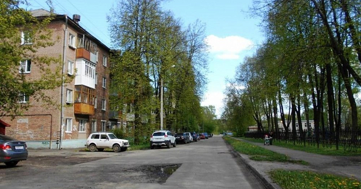 Суд обязал мэрию отремонтировать дорогу на Лермонтова