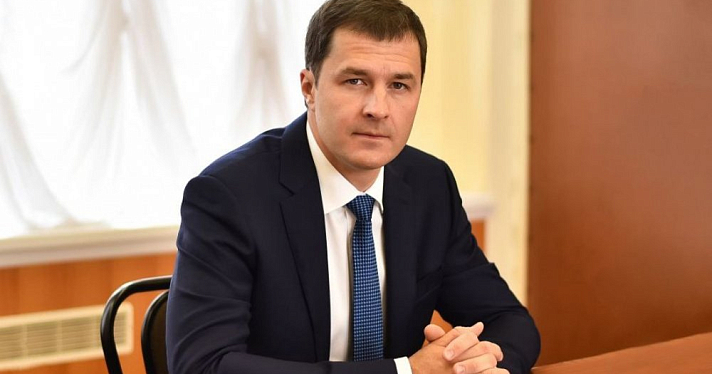 Мэр раскритиковал работу главы Дзержинского района: ярославцы встали на ее защиту