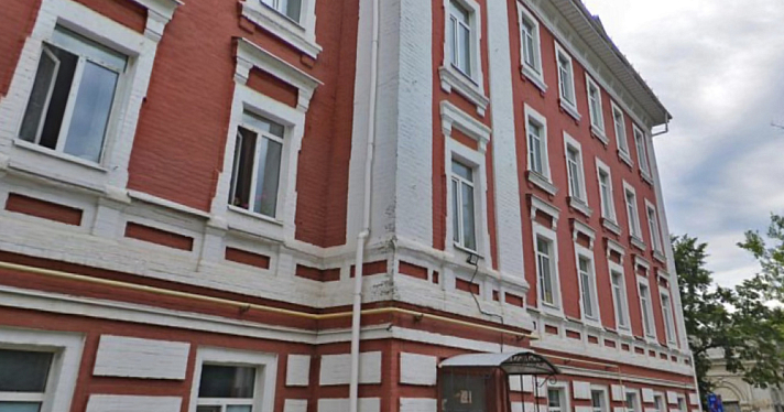 Ярославской сироте досталась квартира с плесенью и разрушающимися стенами