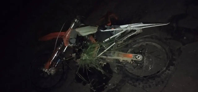 В Ярославской области молодой водитель питбайка погиб, не уступив дорогу иномарке_319026