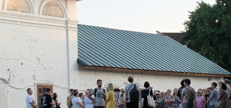 Ярославцев приглашают на благотворительную экскурсию по Голубятной улице