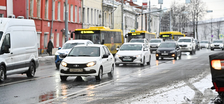 Суд в Ярославле разбирался, является ли пробка уважительной причиной опоздания на работу