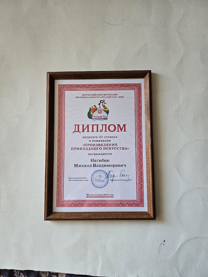 «Я — Мигель, танцор из солнечной Кубы!»: ярославец Михаил Нагибин о своей легенде, плясках на остановках и непринятии общества
