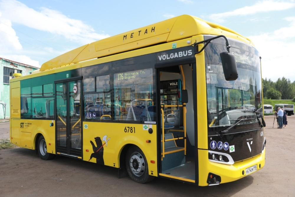 В Ярославль поступили недостающие желтые автобусы