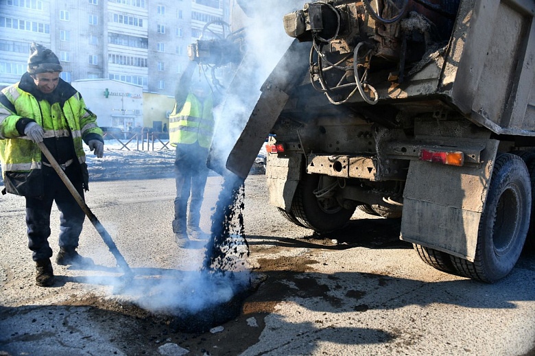 В Ярославле ямочный ремонт пока проводят только на самых разбитых дорогах