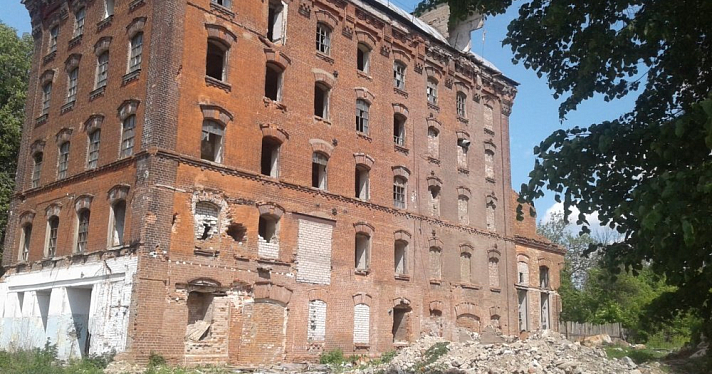 В Ярославле у мукомольного завода изъяли историческую мельницу