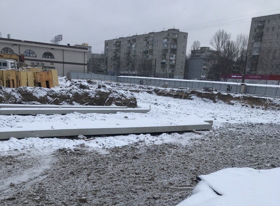 В Ярославле началось строительство башен на месте снесенного рынка