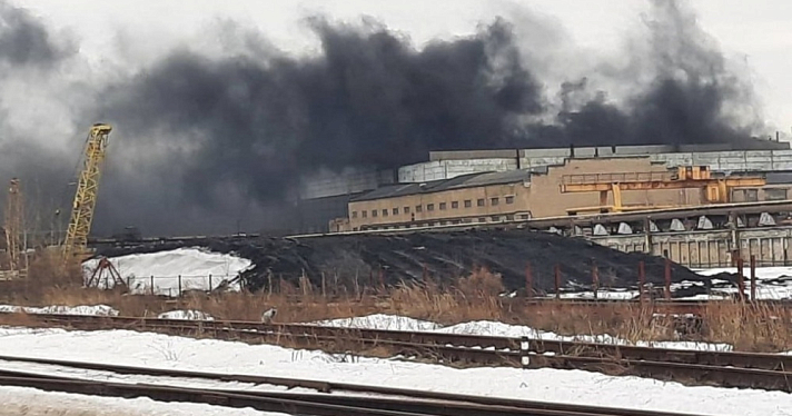 Эвакуировали более 200 человек: пожар на моторном заводе в Ярославле ликвидировали