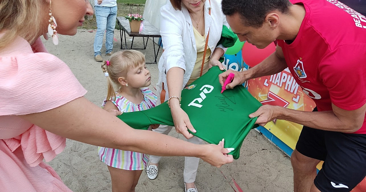 В Ярославле начала работать детская инклюзивная футбольная школа_217337