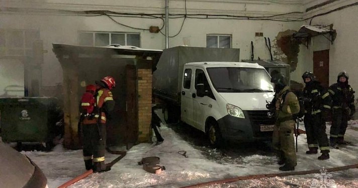 В Ярославле случился пожар в корпусе госуниверситета_260780