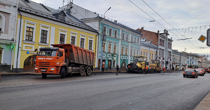 Оставят на второй год: ярославцам рассказали о ходе ремонта улицы Свободы и проспекта Октября