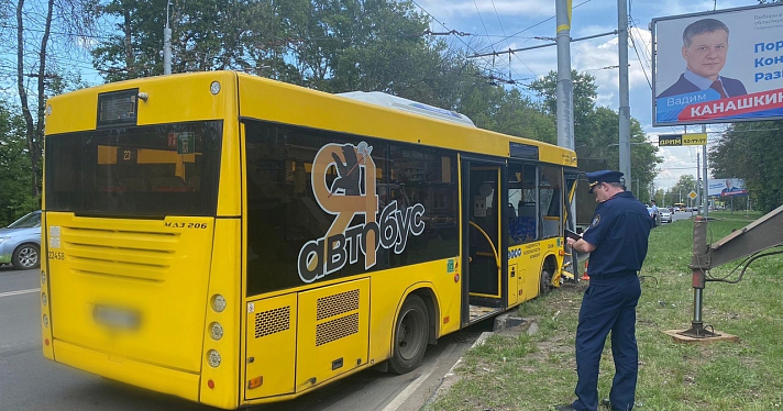 Ярославские следователи возбудили уголовное дело после ДТП с автобусом в Дзержинском районе_244477