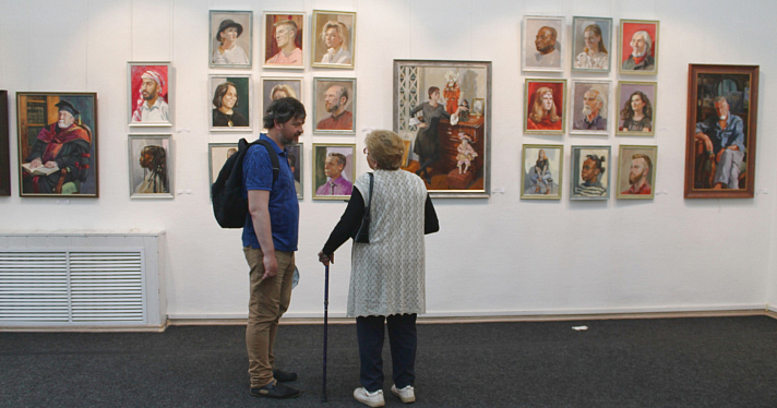 «Стремись к совершенству»: в Ярославле открылась юбилейная выставка известного художника Игоря Сакурова_247294